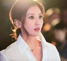 杨紫最新八卦爆料李现,甜蜜互动引网友热议 第2张 杨紫最新八卦爆料李现,甜蜜互动引网友热议 第2张