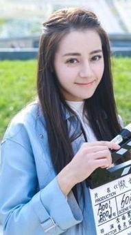 模特爆料热巴视频大全,揭秘明星幕后生活 第1张 模特爆料热巴视频大全,揭秘明星幕后生活 第1张